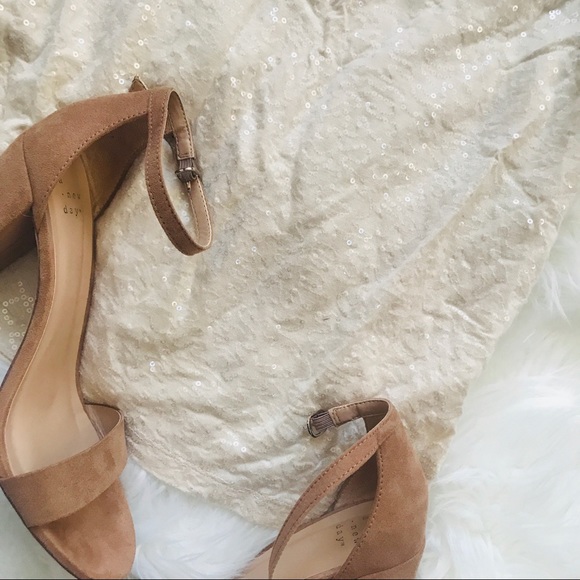 Talbots | Cream Sequin Tank - Picture 2 of 8